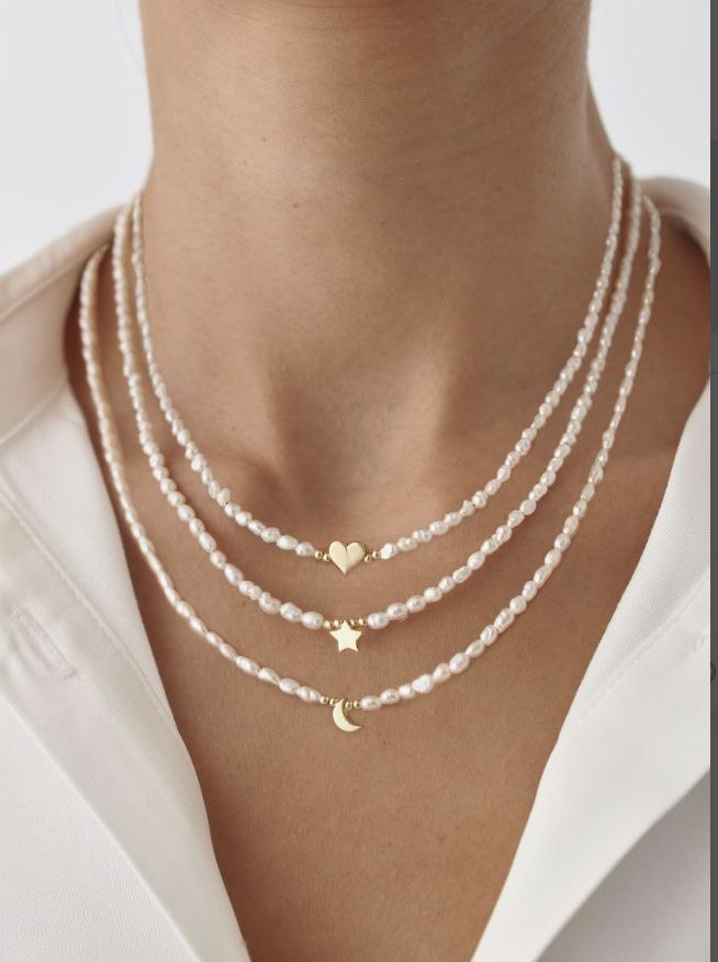 Minimalist gold choker necklace